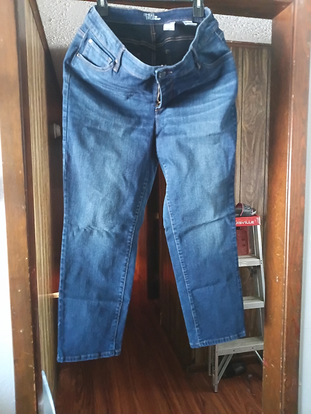 Time and Tru Dark Blue Straight Leg Women’s Jeans